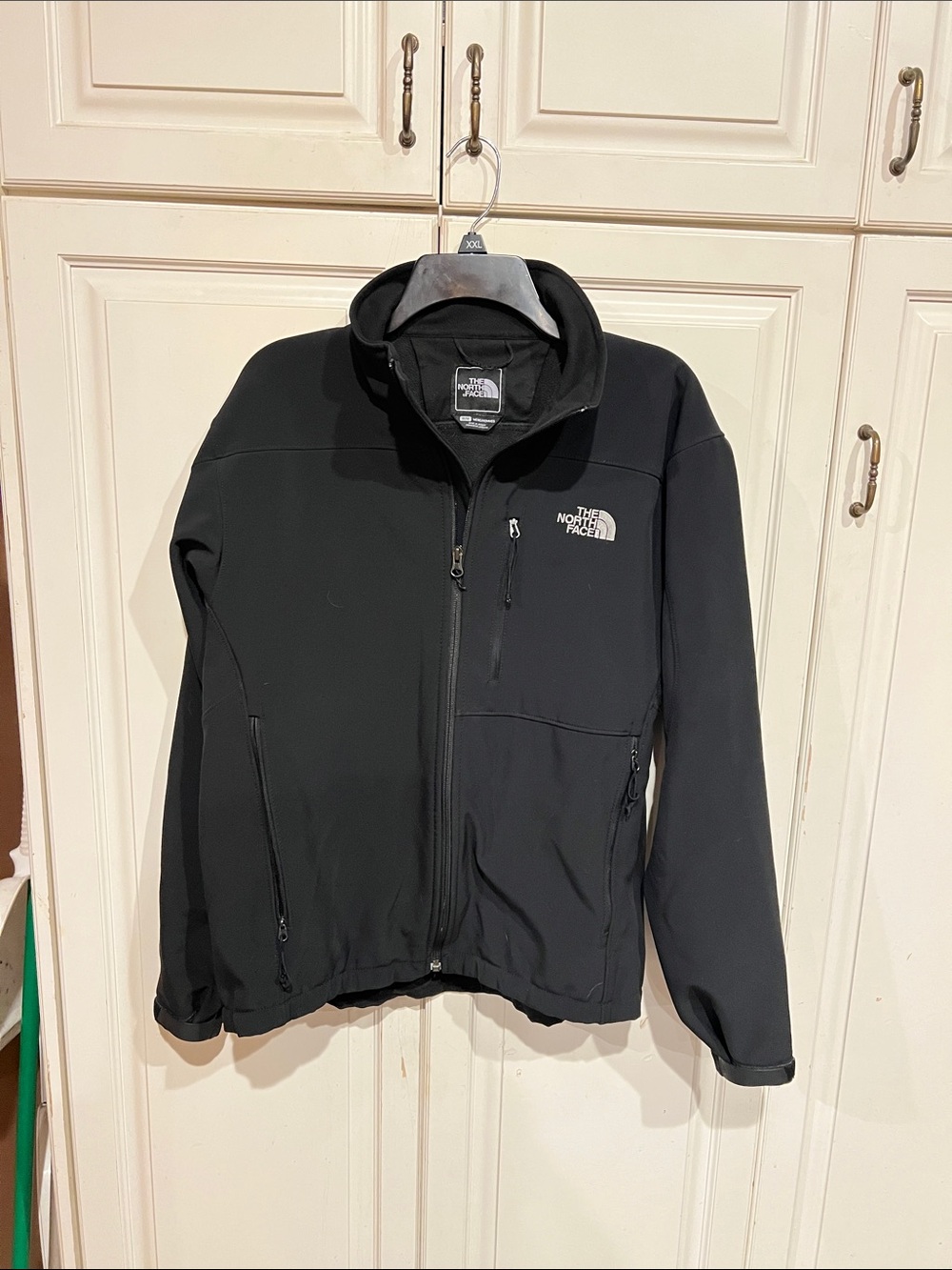 The North Face Men's Black Lightweight Softshell Jacket Size Med